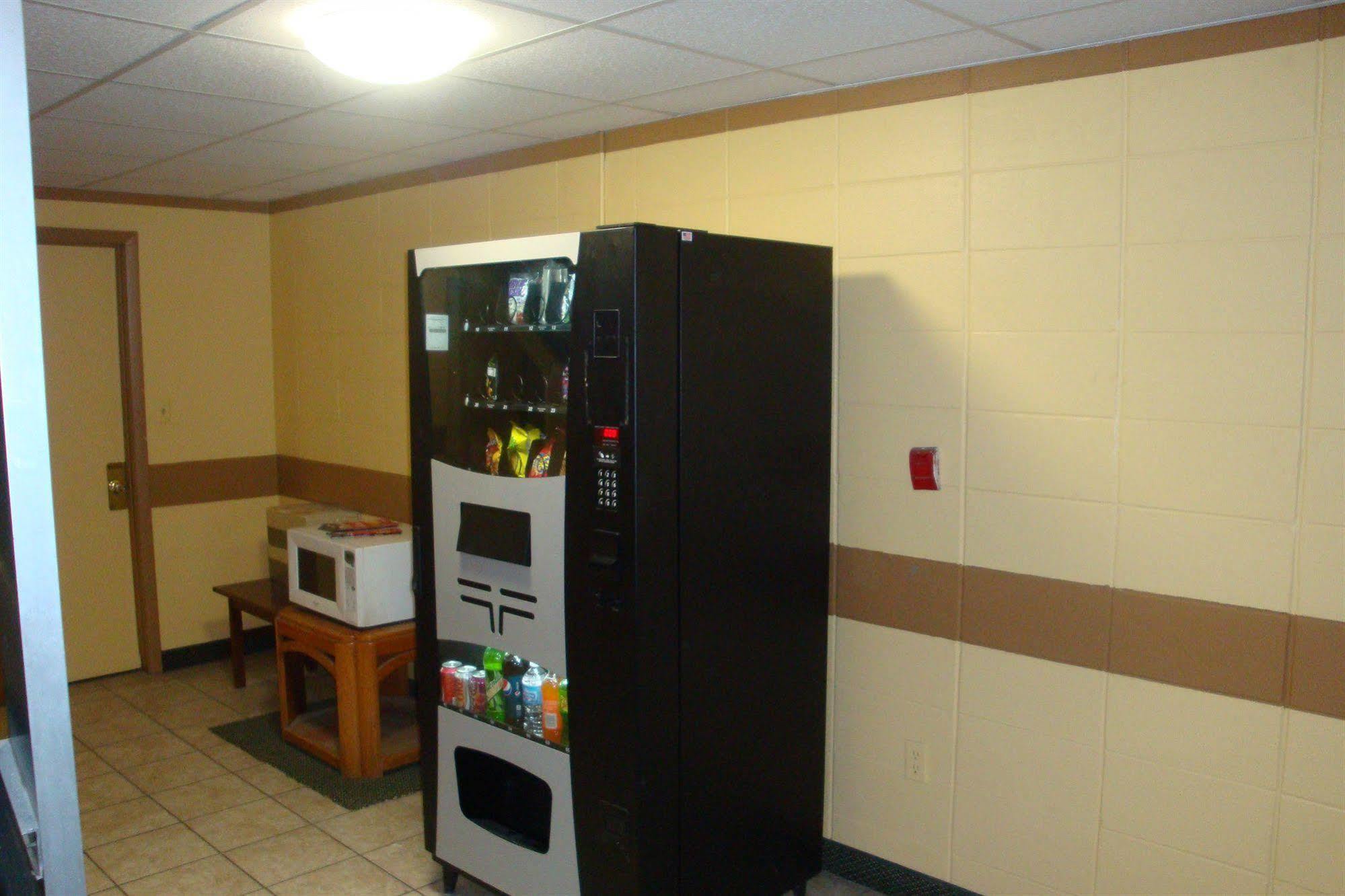 Economy Inn Green Bay Zewnętrze zdjęcie